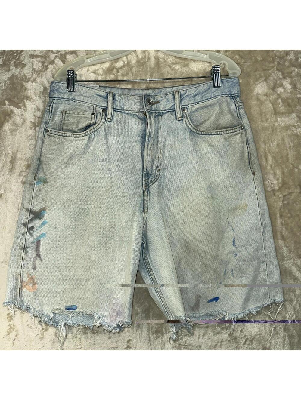 H&M Men’s Loose Ample Light Wash Distressed Cutoff Denim Jean Shorts Sz 32